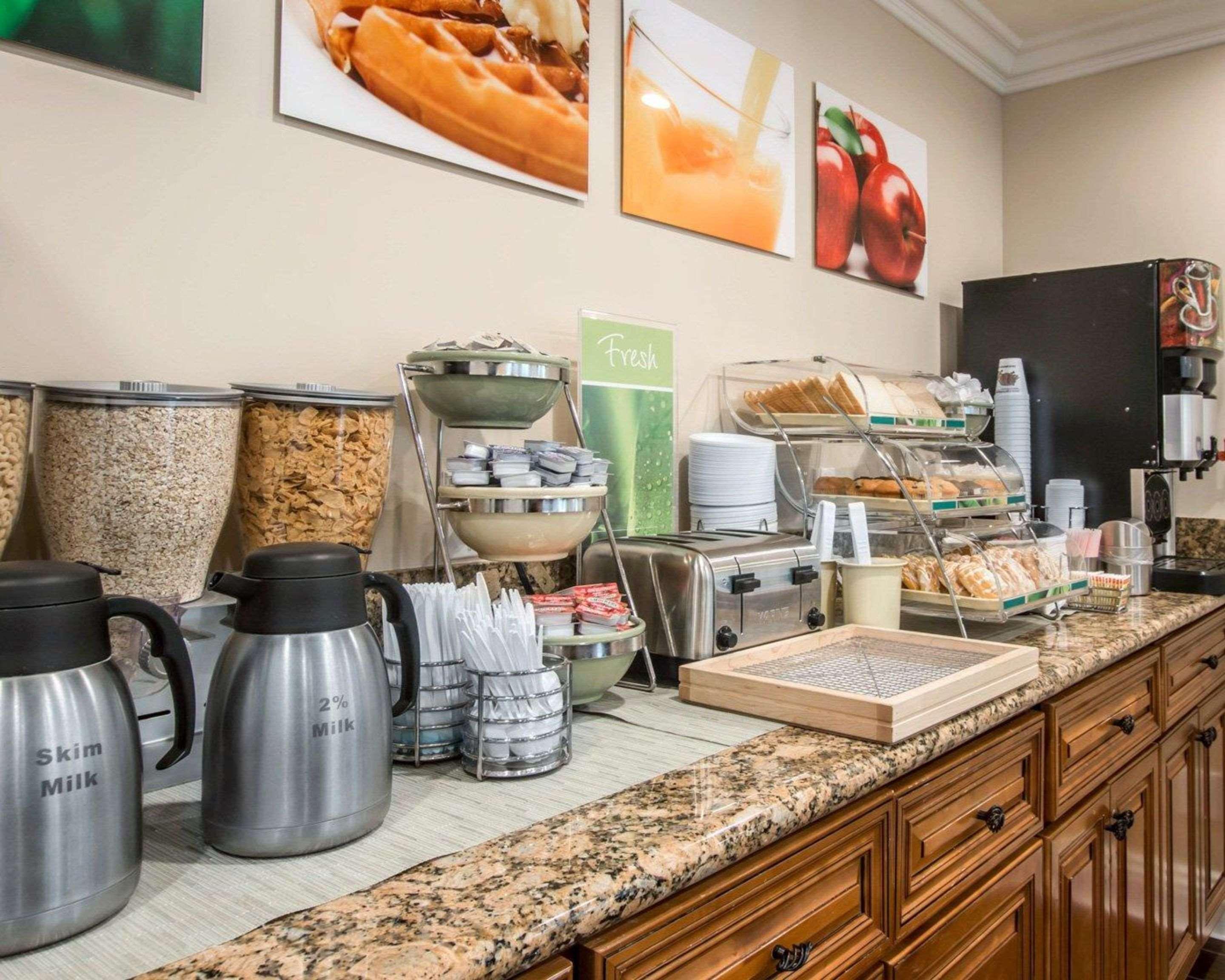 Quality Inn & Suites Anaheim Maingate Εξωτερικό φωτογραφία