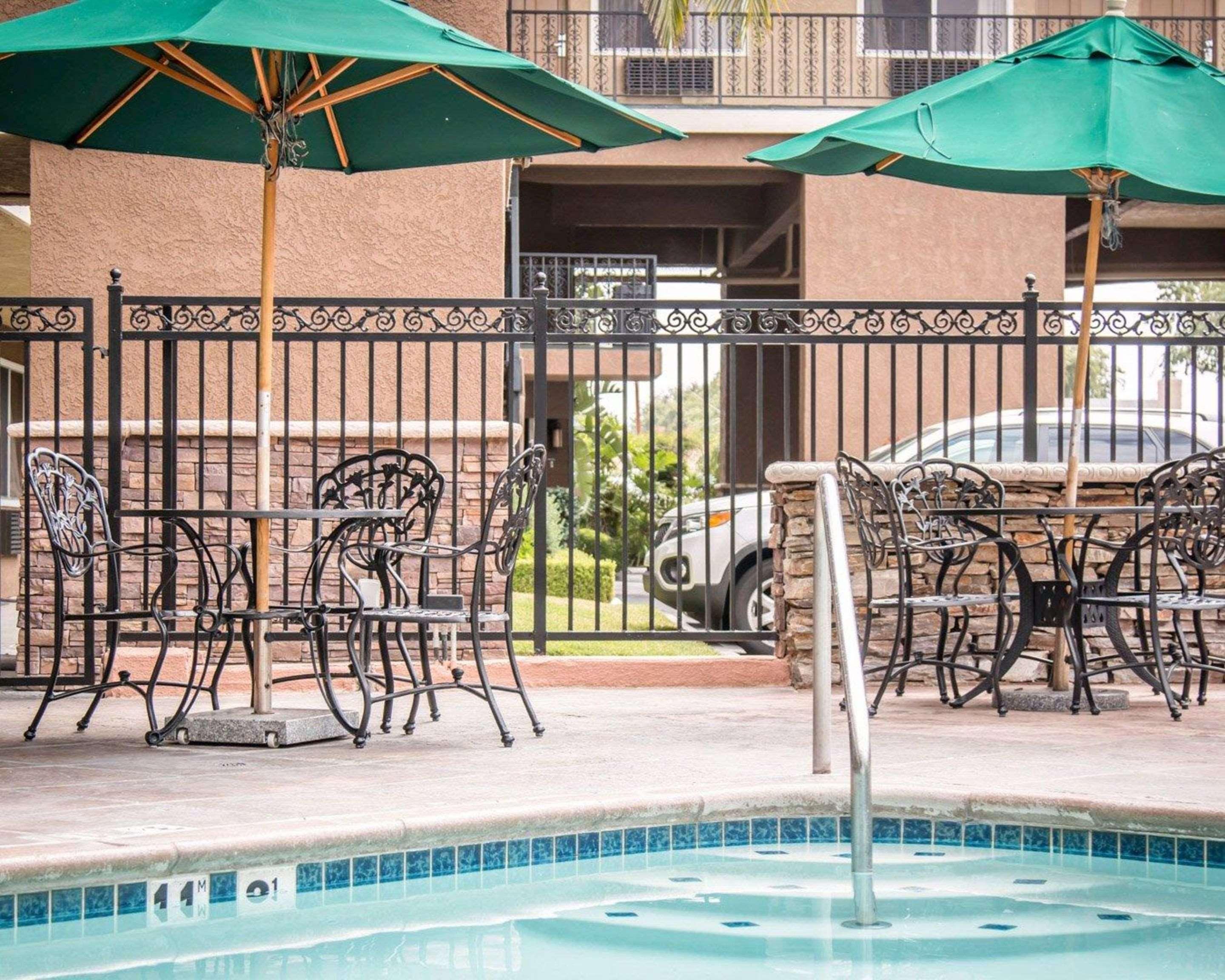 Quality Inn & Suites Anaheim Maingate Εξωτερικό φωτογραφία