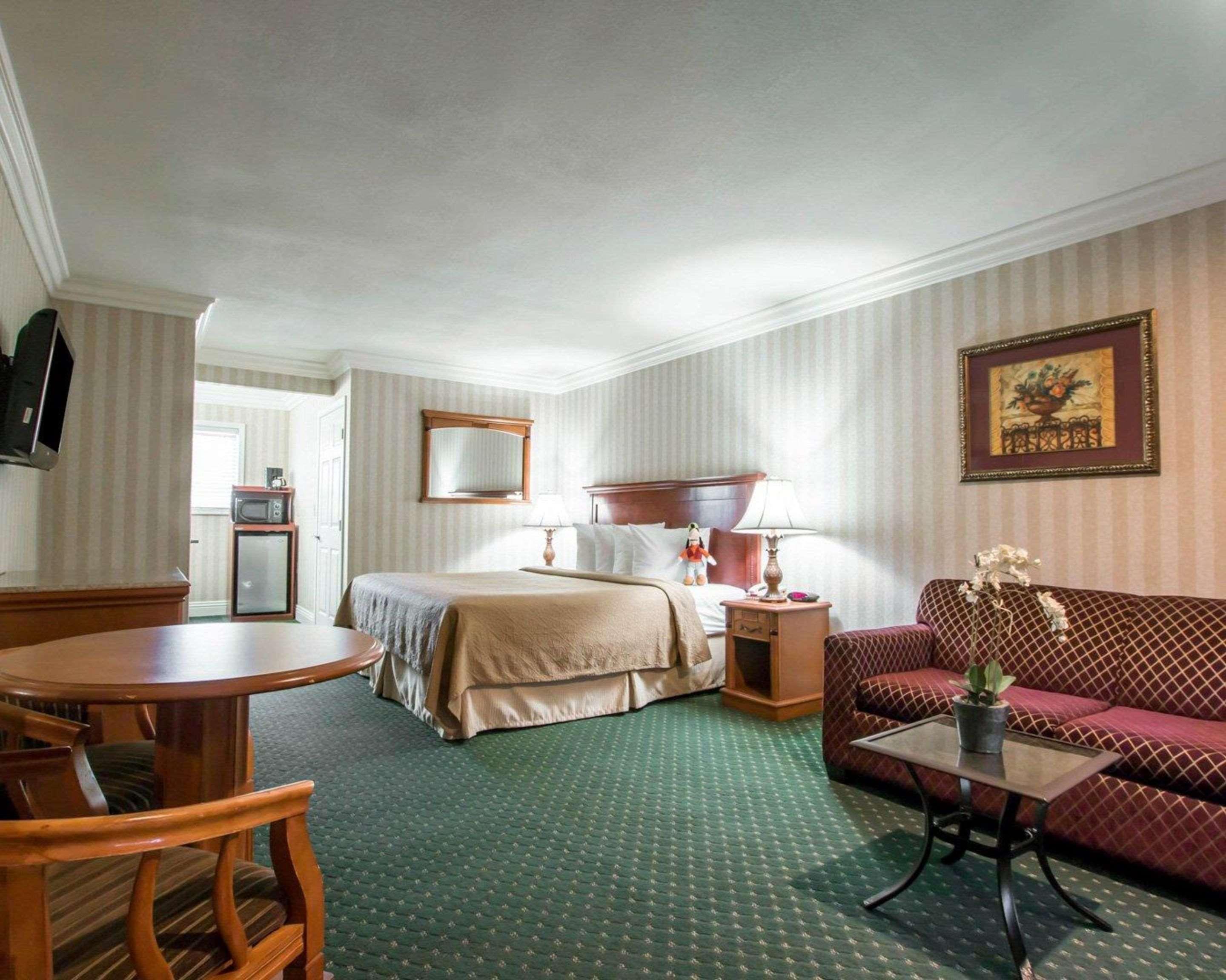 Quality Inn & Suites Anaheim Maingate Εξωτερικό φωτογραφία