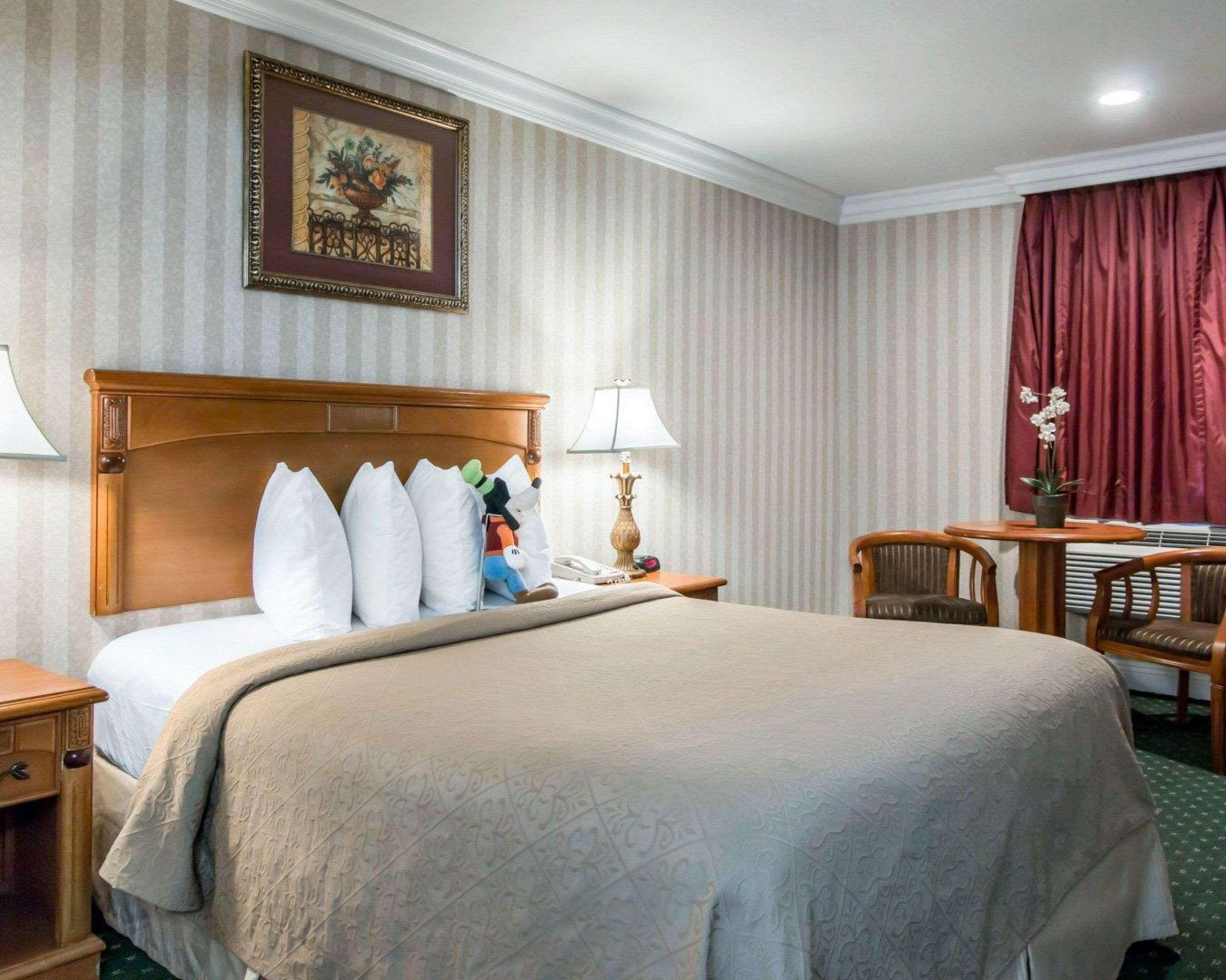 Quality Inn & Suites Anaheim Maingate Εξωτερικό φωτογραφία