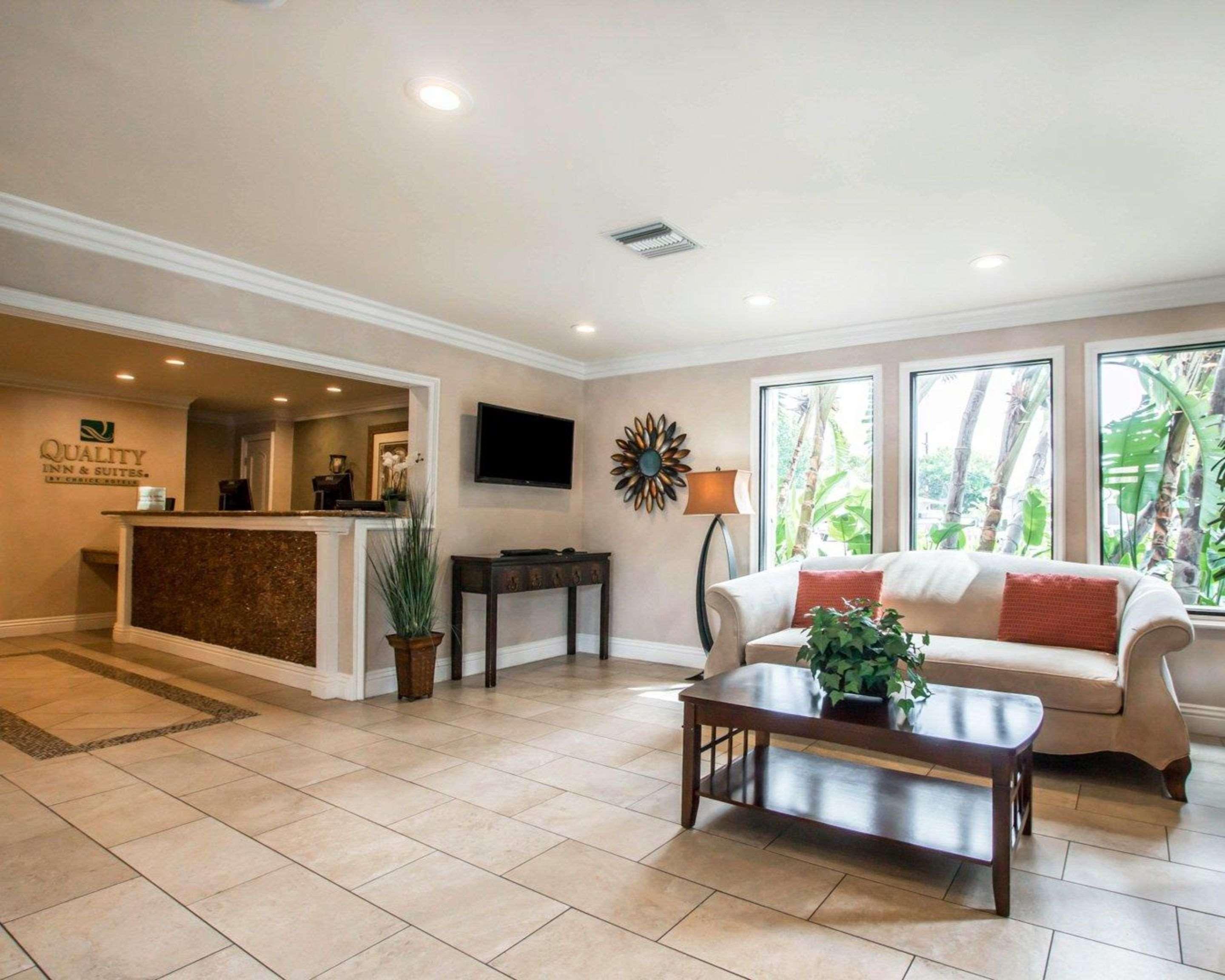 Quality Inn & Suites Anaheim Maingate Εξωτερικό φωτογραφία